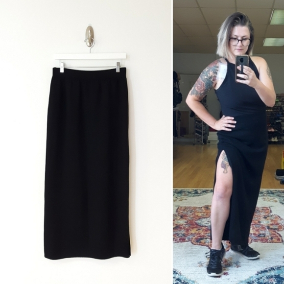 St. John | Knit Collection Maxi Skirt w. Side Slit in Black - Picture 1 of 8